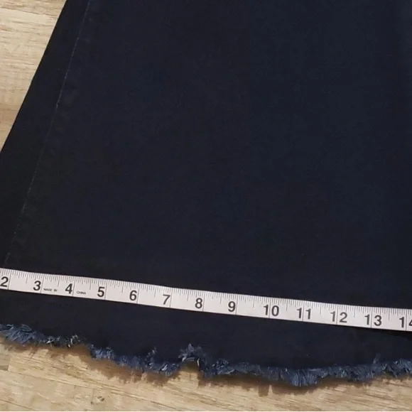 Women's Lucky & Blessed extreme flare dark wash distressed stretch jeans Sz 16 - Picture 7 of 12